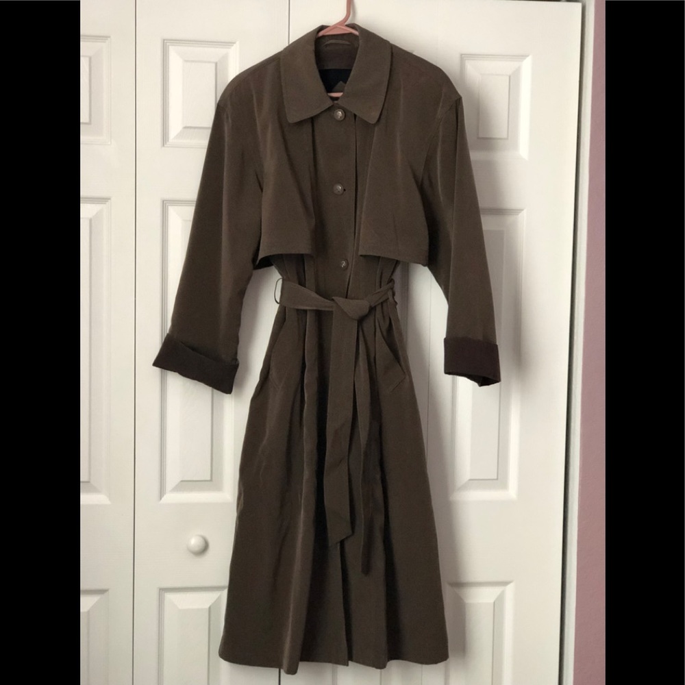 Misty Harbor women’s trench coat